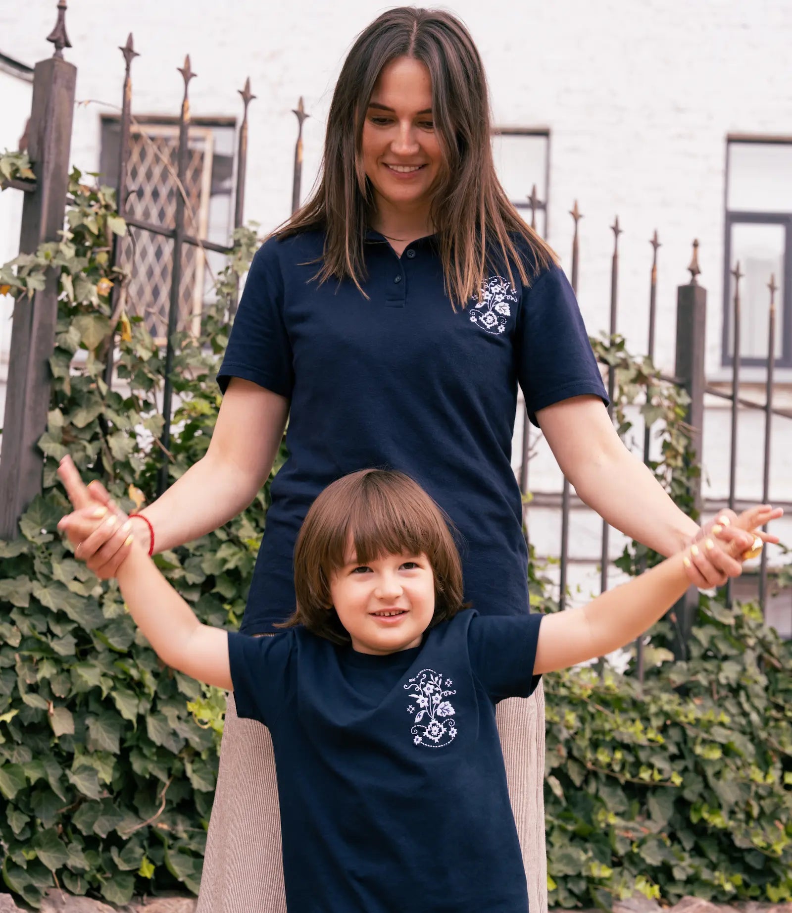 The Tree of Life Kids' & Teens' T-Shirt